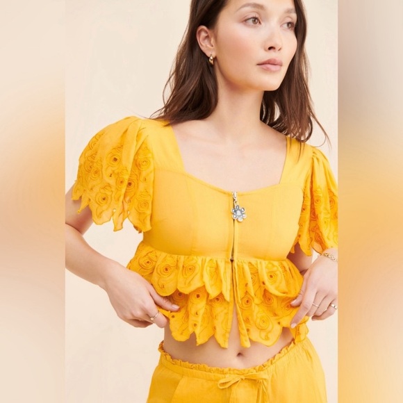 Anthropologie Abacaxi Seashell Embroidery Top Size Medium - Picture 3 of 8